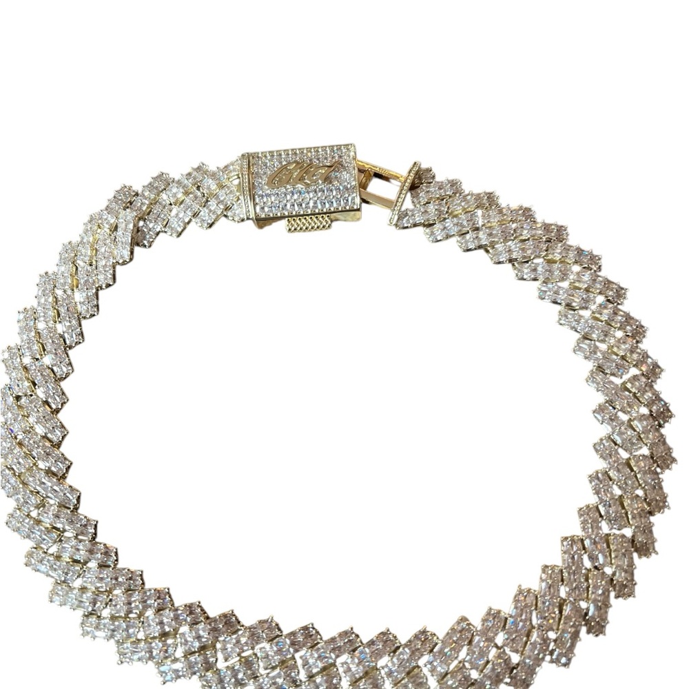 GLD Baguette Prong Set Cuban Chain in Yellow Gold- 20mm 18" long